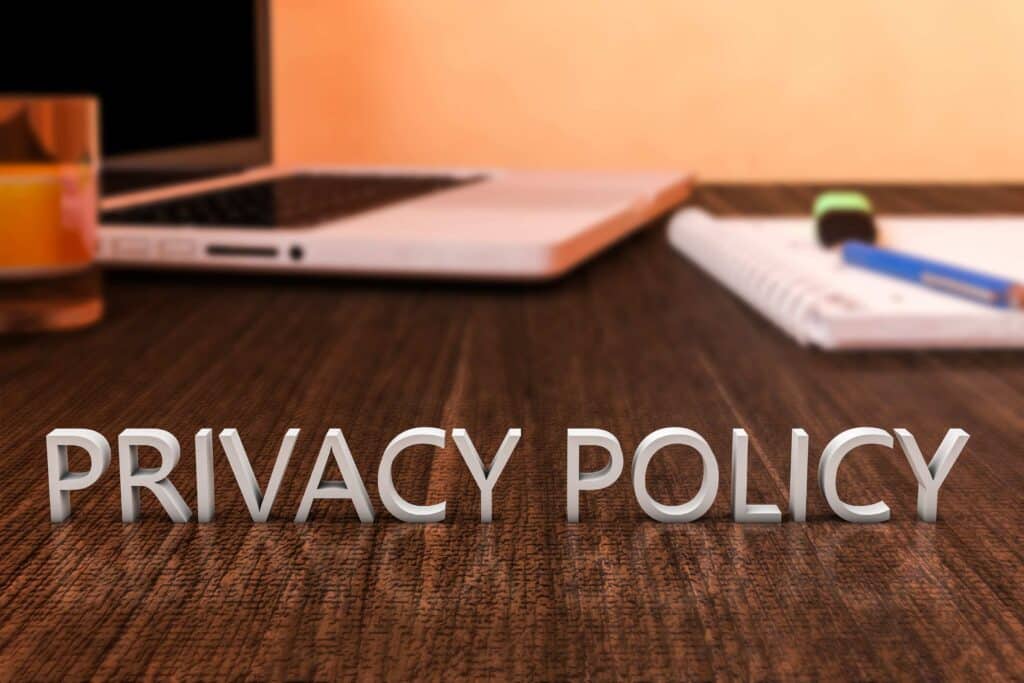 Hvad er nøglepunkterne ved oprettelse af privatlivspolitik baseret på den japanske 'Personlige Informationsbeskyttelseslov'?