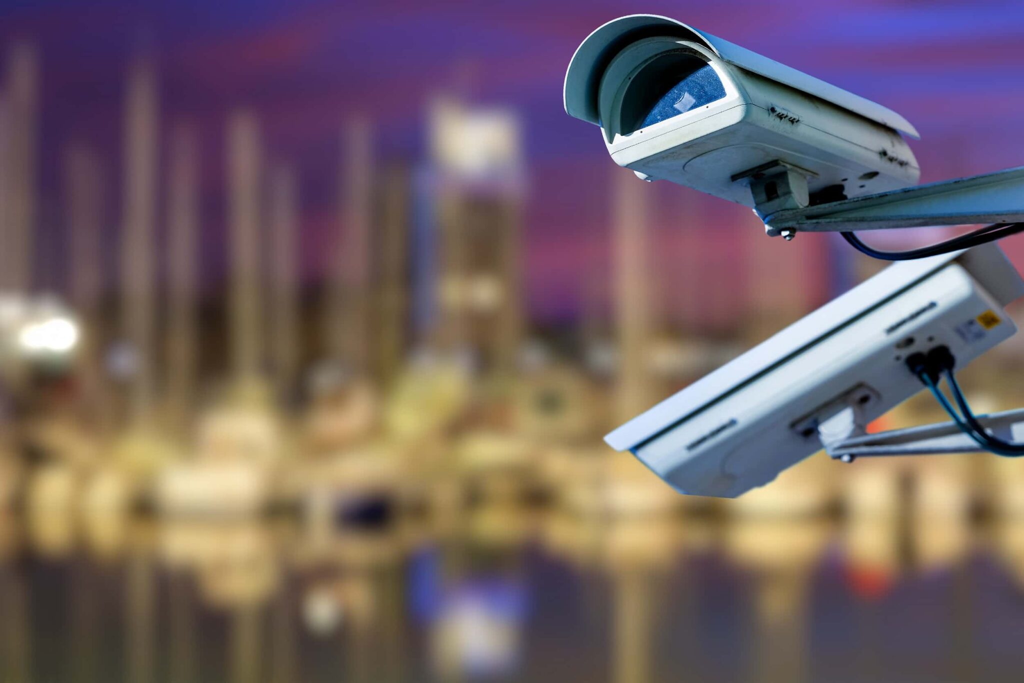 Krænker overvågningskameraer privatlivet? En forklaring af retningslinjer og retspraksis