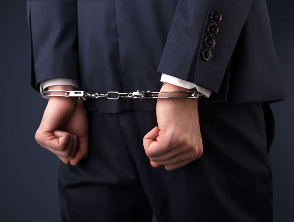 Können Artikel über die Verhaftung von Beamten, Vorstrafeninformationen und kriminelle Vergangenheit gelöscht werden? Ein Anwalt erklärt