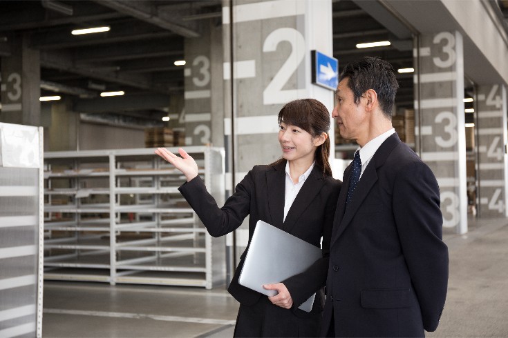 Legal Commentary on Warehouse Operations and Deposit Contracts in Japanese Commercial Law