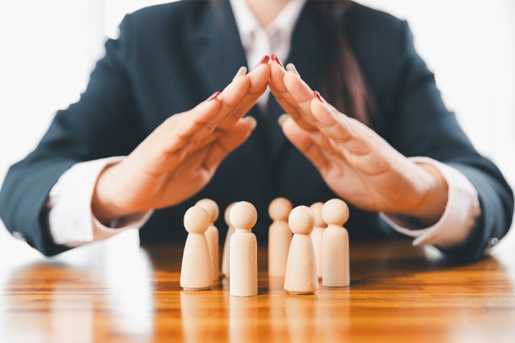 Provisions for Human Rights Protection in Japanese Labor Law and the Protection of Workers' Personal Interests