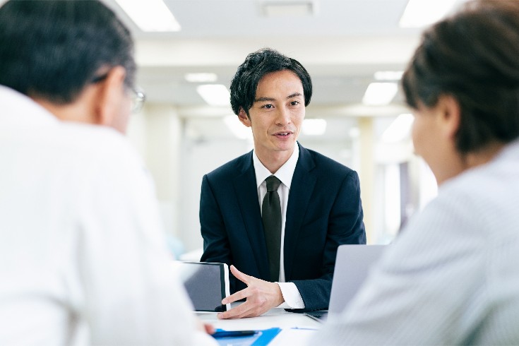 Legal Framework for Brokerage Business in Japanese Commercial Law: Duties and Rights of Intermediaries