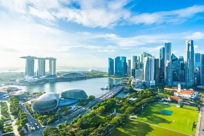 ¿Cuáles son los procedimientos para establecer una corporación en Singapur? Explicación de los beneficios y costos también