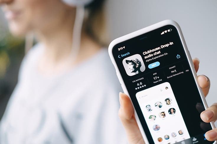 Onko musiikin käyttö Clubhousessa tekijänoikeusrikkomus? Selitämme huomioitavat seikat