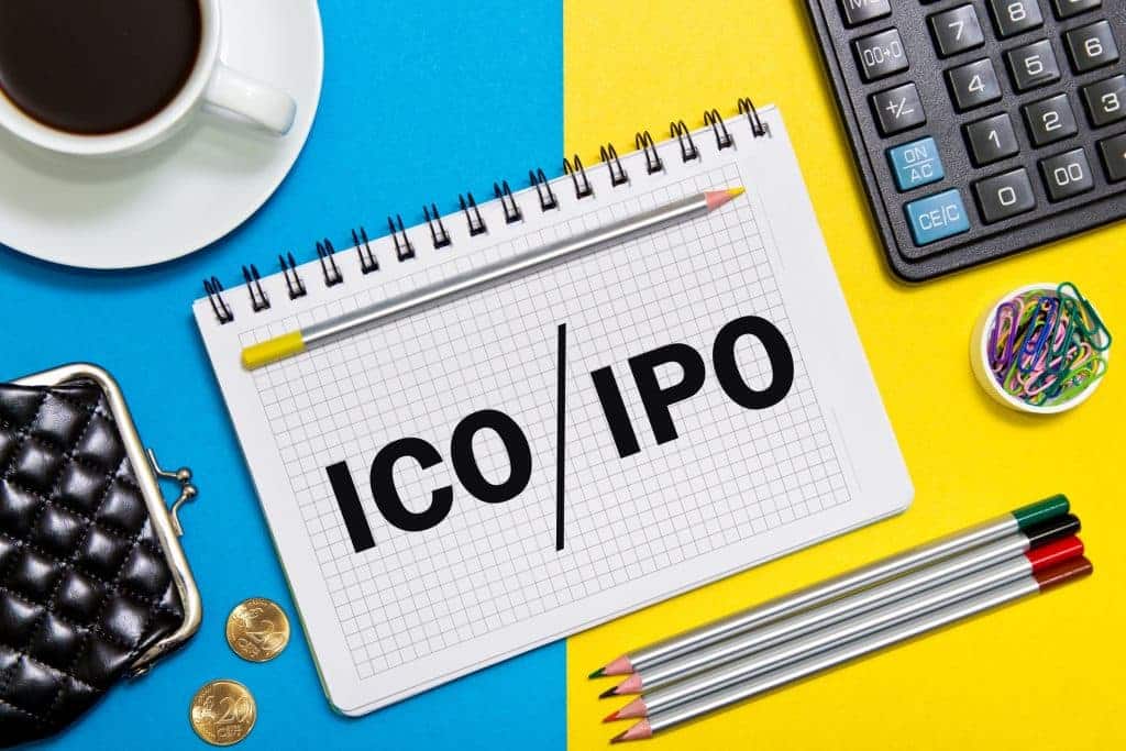 Les avantages et les inconvénients de l'ICO comparés à l'IPO