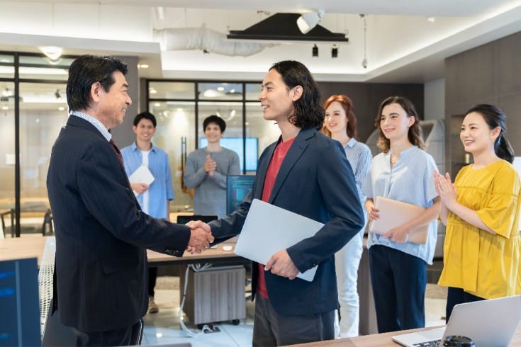 Titre de l'article : L'utilisation des actions de catégorie spécifique dans le droit des sociétés japonais et la levée de fonds