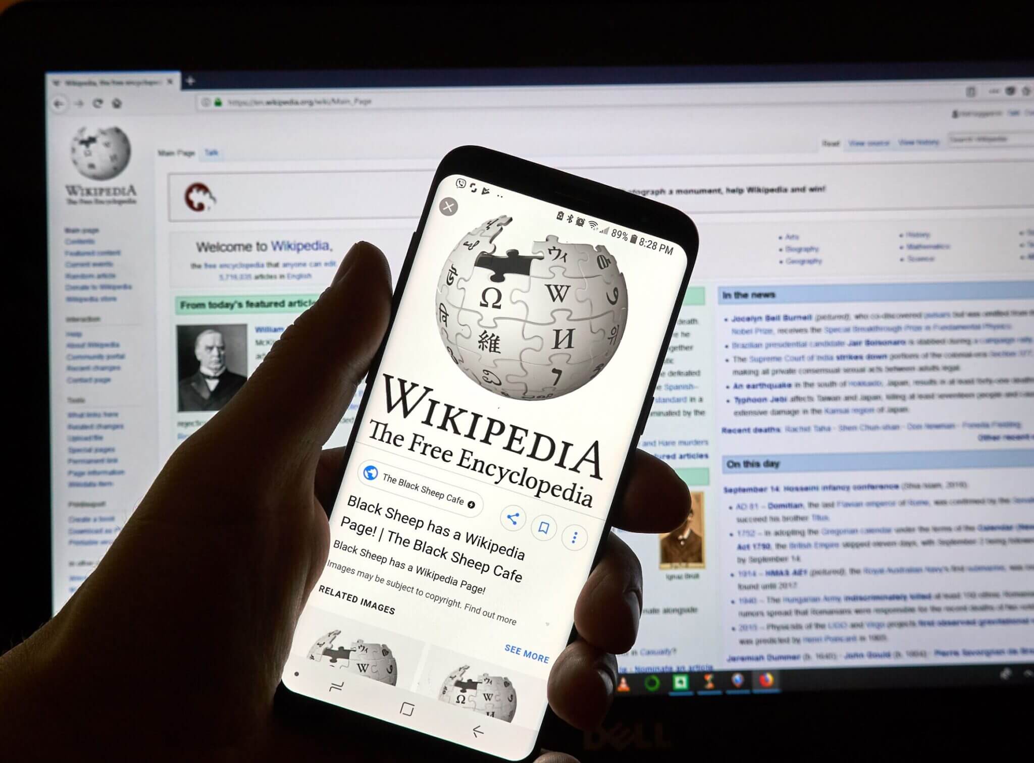 Cara Mengidentifikasi Penulis Wikipedia dan Standar Biaya Pengacara