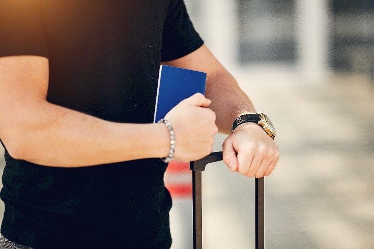 Японы гарах орох болон оршин суугаа хүний удирдлагын хүрээлэн: Хууль ба захиргааны тойм