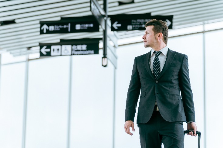 Японы оршин суугаа ба гарах орон нутгийн удирдлагын хууль зүйн хүрээ: Орох, газардуулах, гарах удирдлагын тайлбар