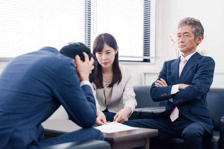 जापानको श्रम कानूनमा दण्डात्मक निकाल्ने कार्यको प्रभावकारिता निर्णय