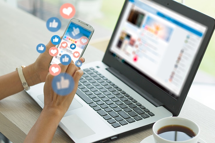 Czego dotyczą kluczowe punkty w umowie o powierzenie zarządzania działalnością w mediach społecznościowych?