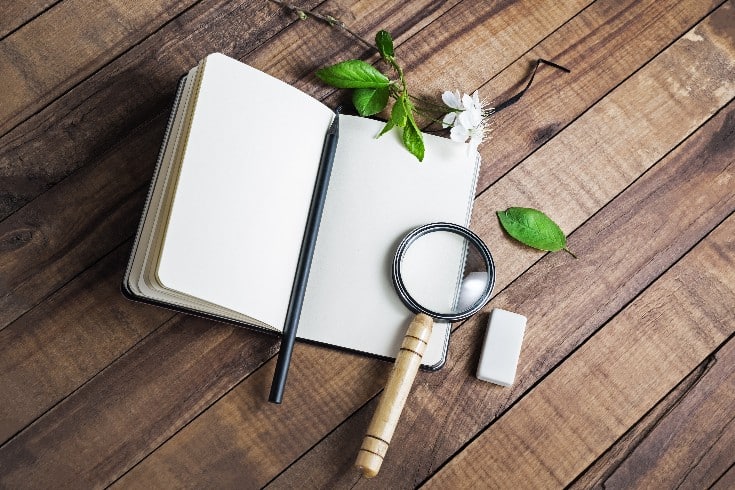 É possível identificar o autor após a remoção de um artigo de danos à reputação?