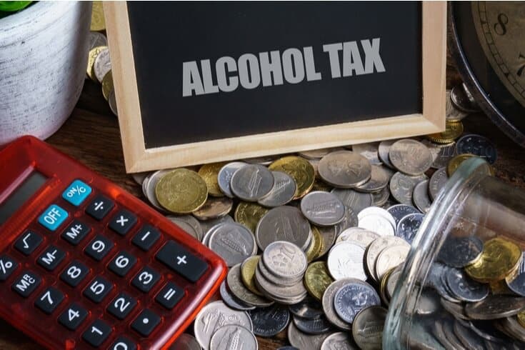 ข้อควรระวังเมื่อขายเหล้าผ่านร้านค้าออนไลน์ การอธิบายเกี่ยวกับ 'Japanese Liquor Tax Law