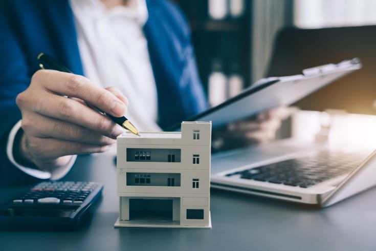 Giải thích về hệ thống công ty có thiết lập Ủy ban Đề cử trong Luật Công ty của Nhật Bản