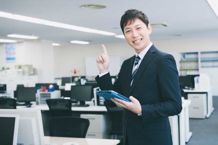雇用契約書を渡された場合の要チェックポイントとは