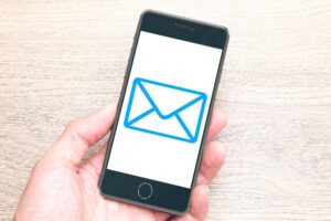 メール送信による名誉毀損と伝搬可能性
