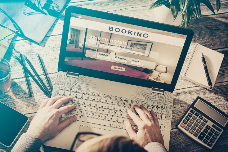 エクスペディア(Expedia)のレビュー削除方法と風評被害対策について