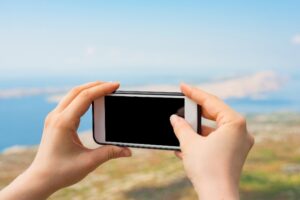 ロケ動画をYouTubeで公開する場合に気を付けるべき肖像権