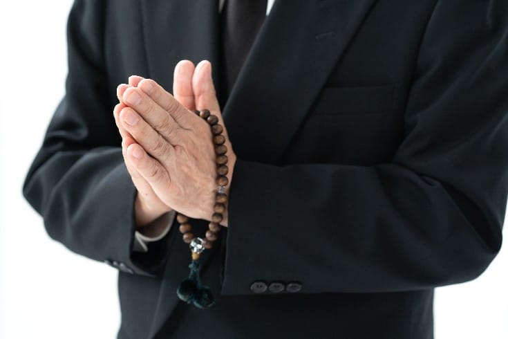 「死ね」という投稿は名誉毀損?争われた2つの判例を解説