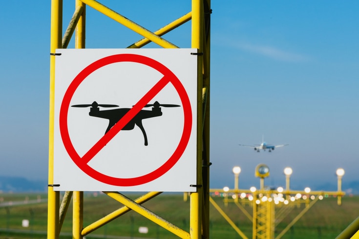 Legea privind interzicerea zborului dronelor mici (Agenția Națională de Poliție Japoneză)