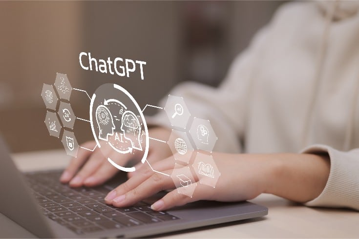 ChatGPTを業務利用するリスクとは?法的な問題についても解説