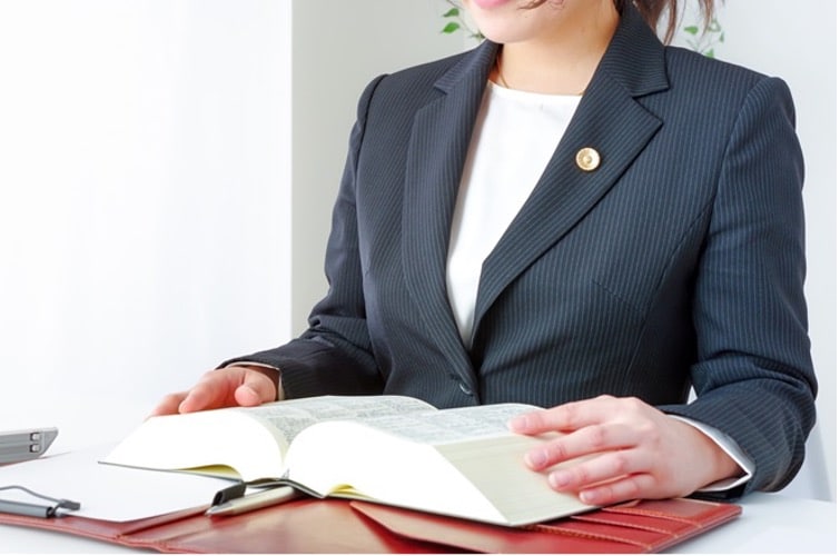 まとめ:景品表示法違反を疑われたら早い段階で弁護士に相談を