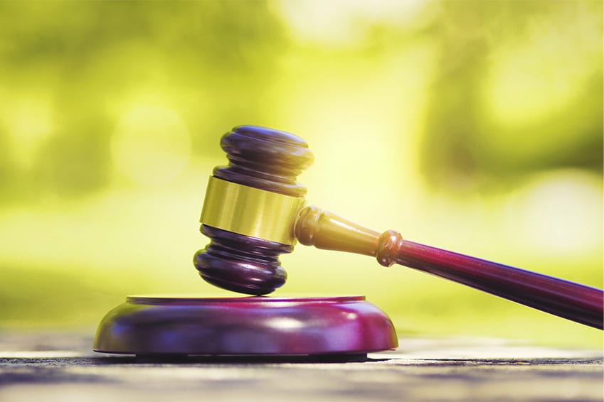 会社の悪口で名誉毀損以外に問われる罪