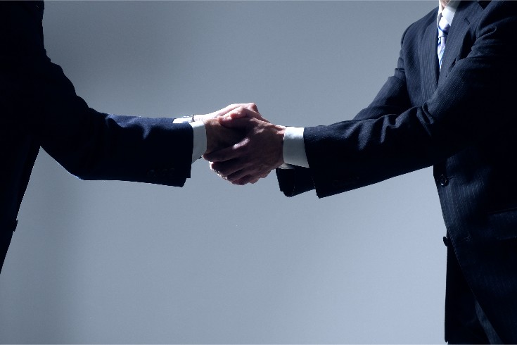 例2:反社会的勢力との関係等