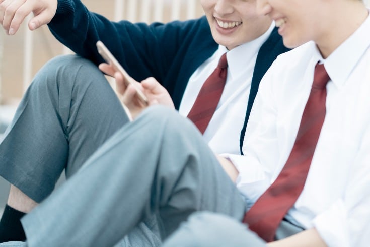 中学生による弁護士に対する誹謗中傷行為の事案