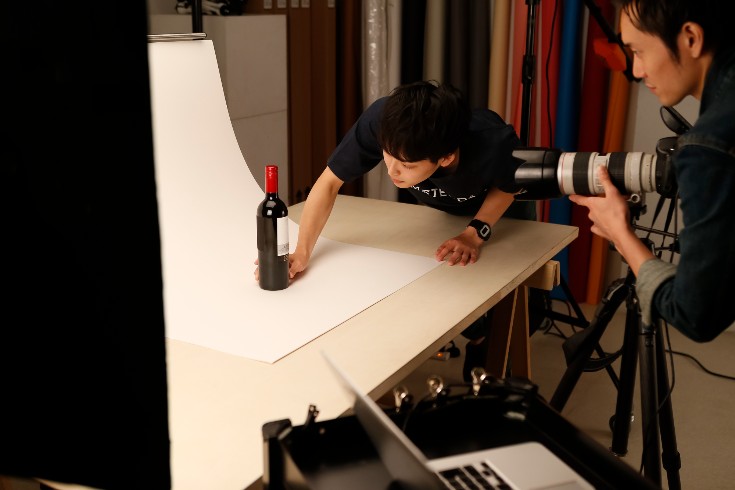 商品を正面から写した写真の場合