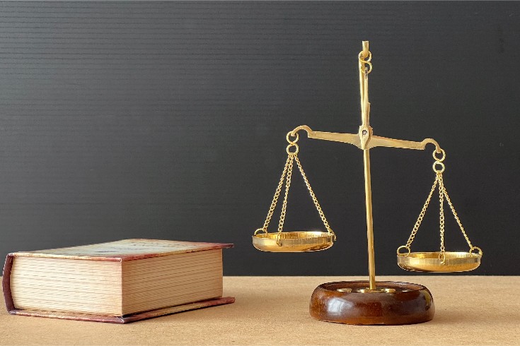 裁判所を通した方法(仮処分)による口コミの削除