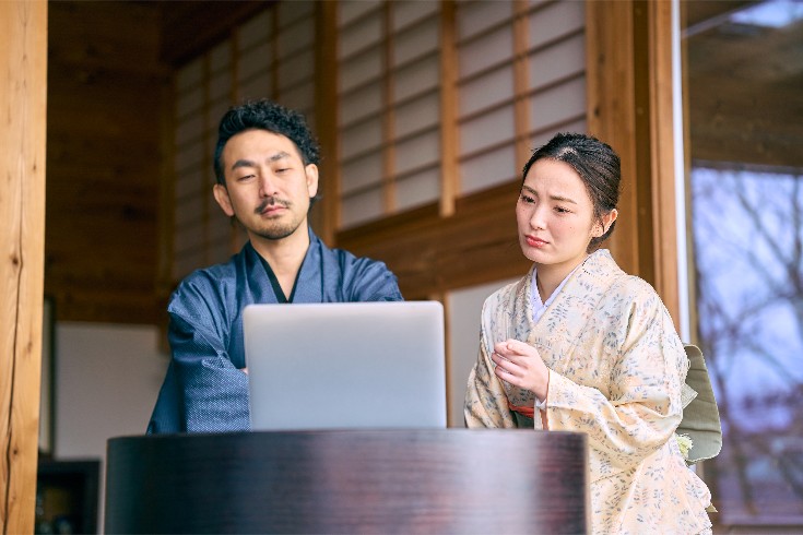 利用規約違反で削除請求する方法
