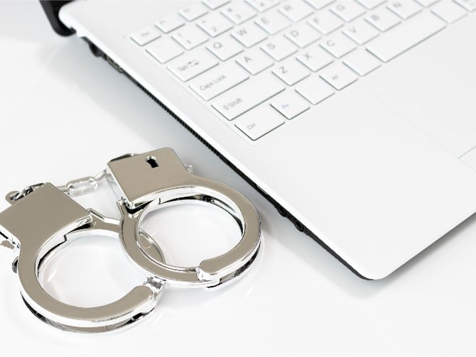 サイバー犯罪の刑事告訴等