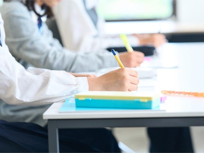 学習塾運営会社
