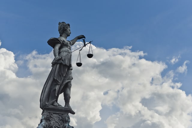 ギリシャの「信義誠実」原則と裁判官の強力な裁量権