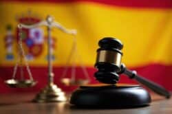 スペインの法体系と司法制度を弁護士が解説