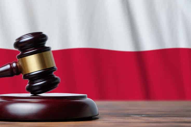ポーランドの法体系と司法制度を弁護士が解説
