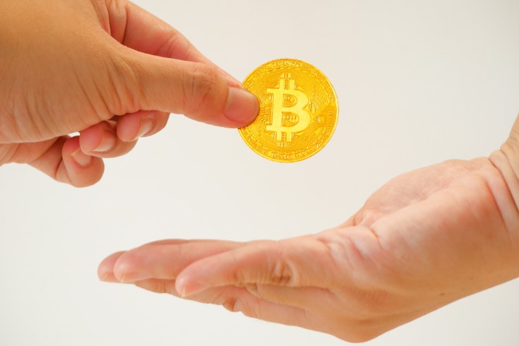 暗号資産を相続・贈与する場合の税金と評価方法