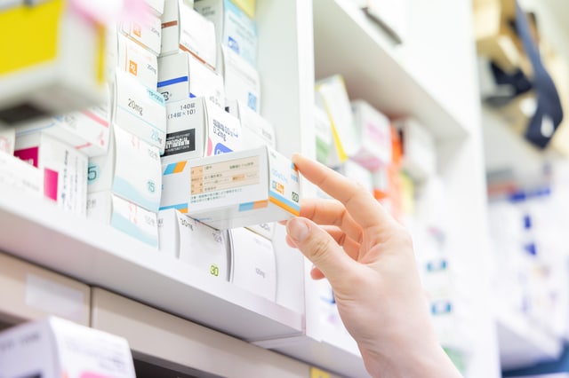 ギリシャ薬局開設規制の緩和と国務院判決