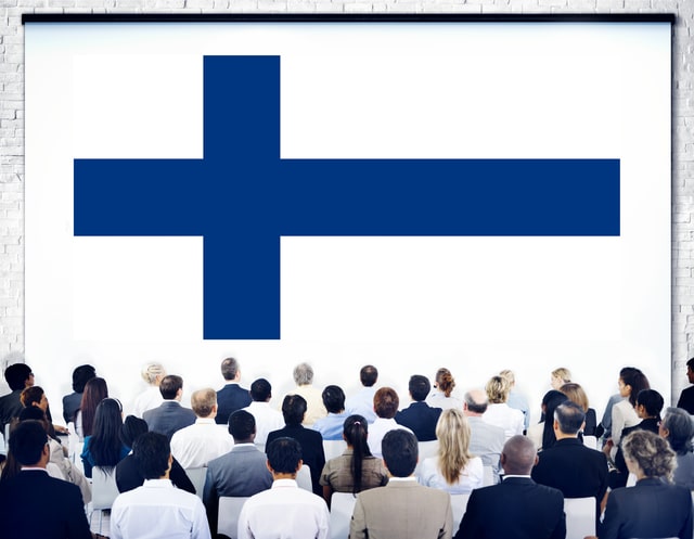 フィンランドの企業組織再編と協働法に基づく労使協議の義務