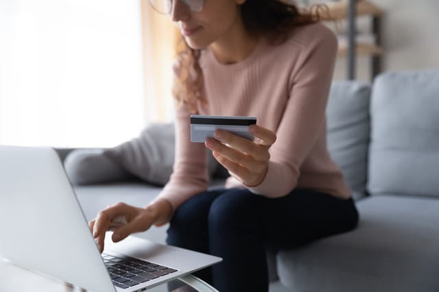 フィンランドの消費者保護と労働関係における強力な強行規定