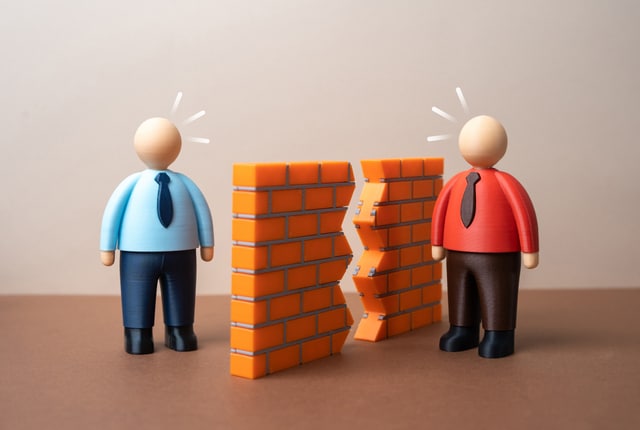 フィリピンにおける訴訟の長期化問題と憲法上の判決期限規定