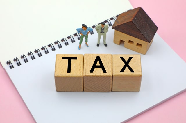 ロシア個人所得税における非居住者への厳格な課税と居住者判定