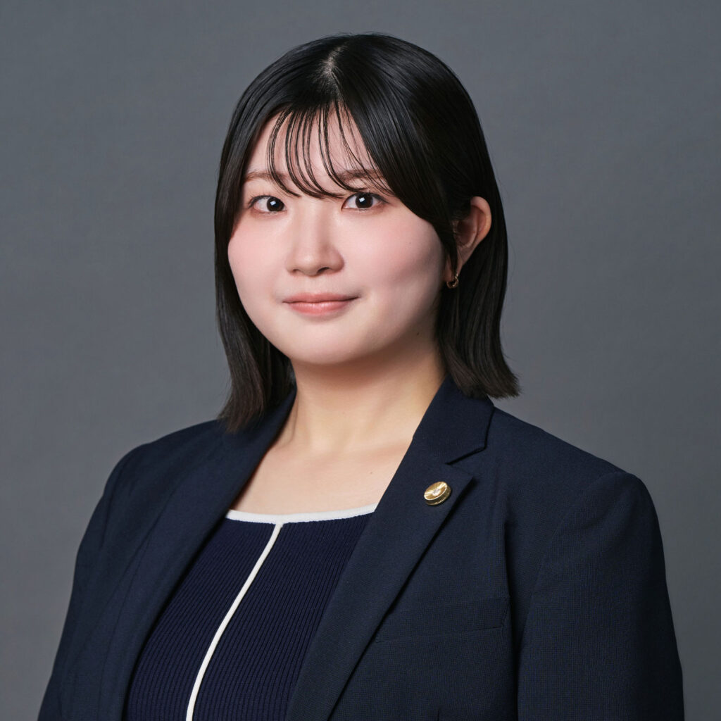 髙栁 東子