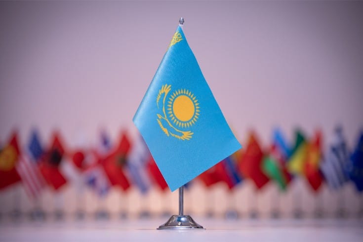カザフスタン共和国の証券市場における二重の法体系の俯瞰