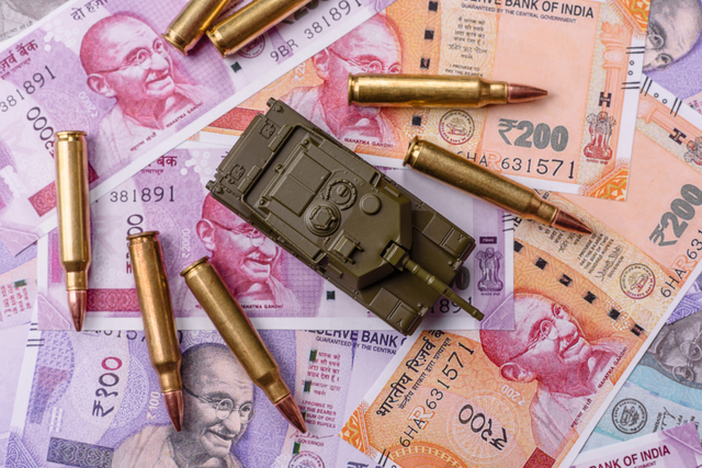 インドと日本の法制度を比較：外為法規制と防衛装備移転三原則