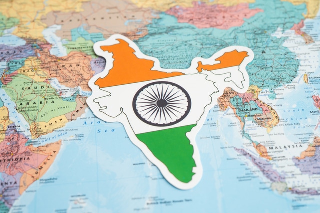 インドで約束されたインセンティブを確実に受領する法的な交渉