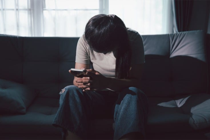 就職や結婚の障害に?LINEのデジタルタトゥーが及ぼす深刻な影響